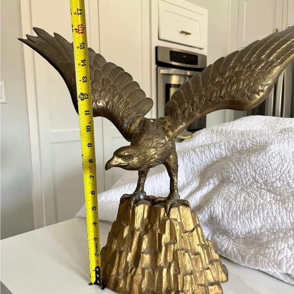 Brass eagle. - Picture 3 of 4